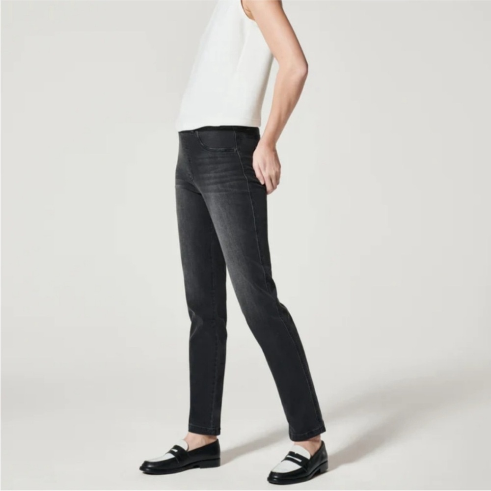 SPANX Ankle Straight Leg Jeans in Vintage Black